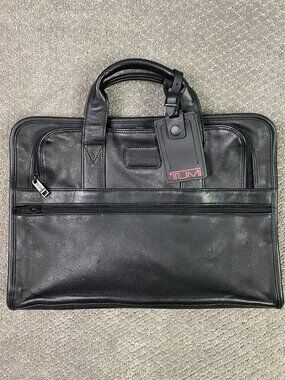 TUMI Leather Bag Portfolio Business Briefcase Purse Soft Leather Vintage 907D3